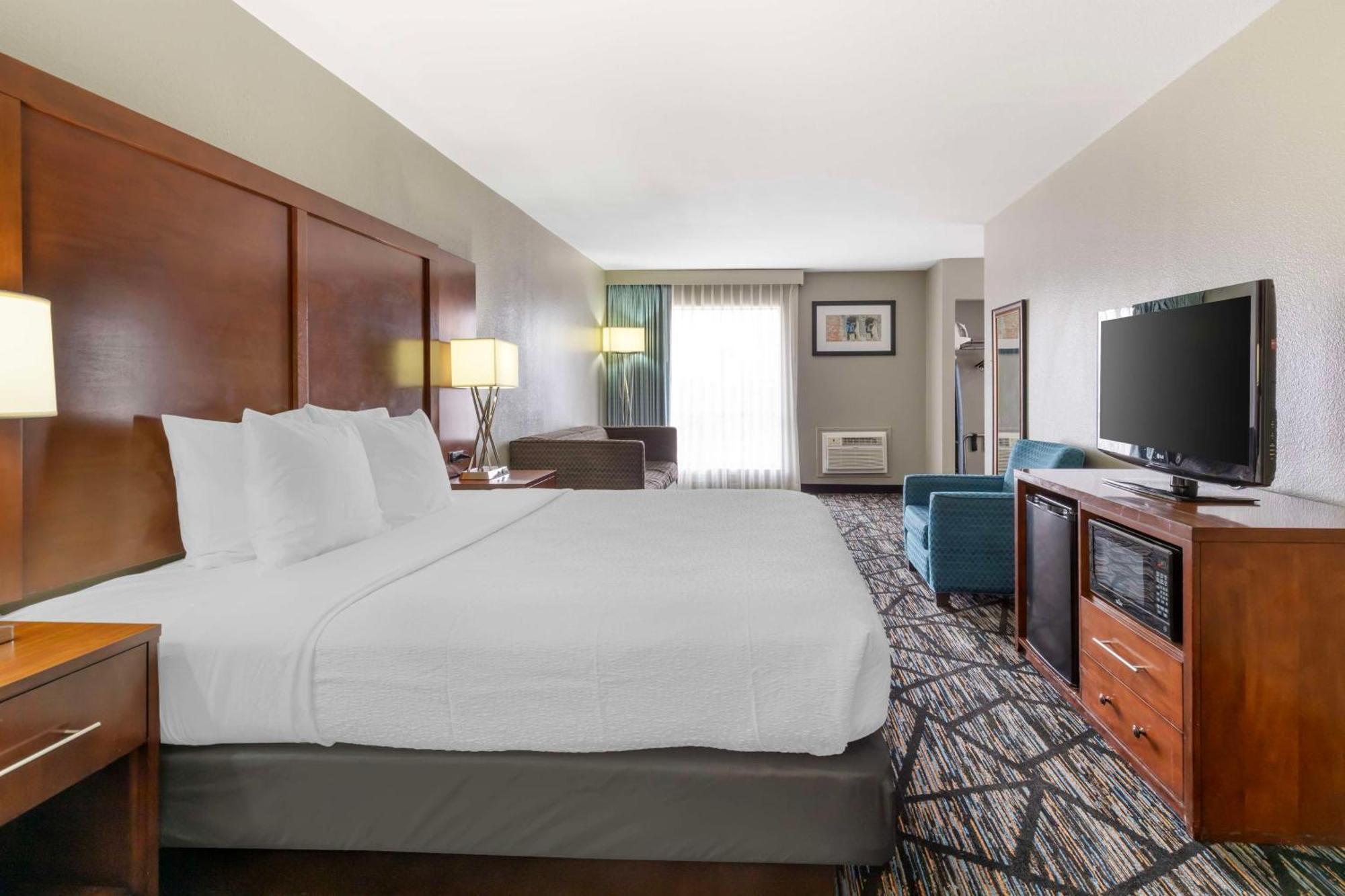 Best Western Near Lackland Afb Seaworld San Antonio Exterior photo